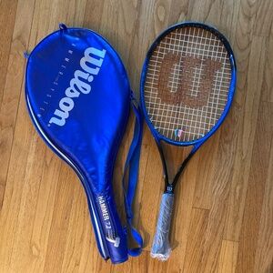Wilson Hammer System 7.2 Tennis Racket 4 3/8 and 110 inch with Bag